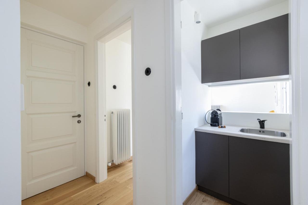 Meno Suite with Private Terrace - Jaccuzzi, Acropolis View Atene Esterno foto